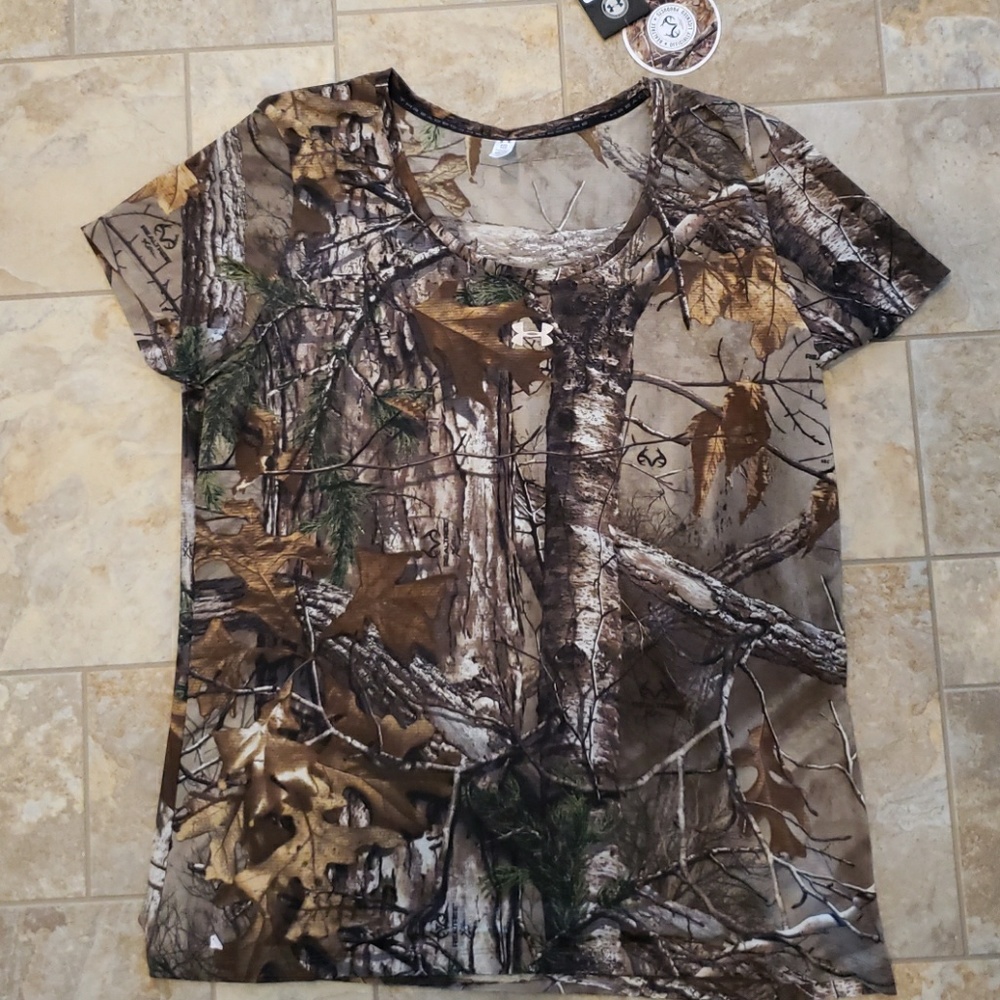 Under armour camo threadborne top
